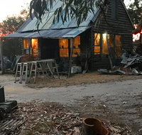 Open Studio's Highlands - Darren Gilbert - Whitsundays Accommodation