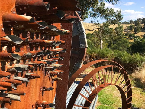 Open Studio's Highlands - Darren Gilbert - Whitsundays Accommodation 1