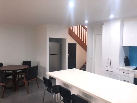 North Pier Hotel - Whitsundays Accommodation 4