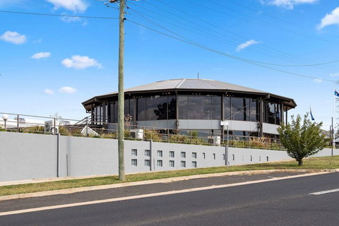 Quality Hotel Bathurst - Whitsundays Accommodation 7