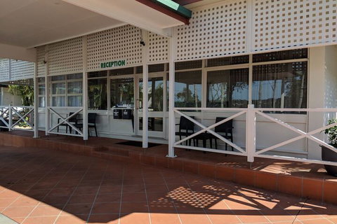 Dawson Motor Inn - Whitsundays Accommodation 1