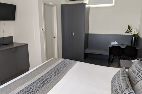 Dawson Motor Inn - Whitsundays Accommodation 5
