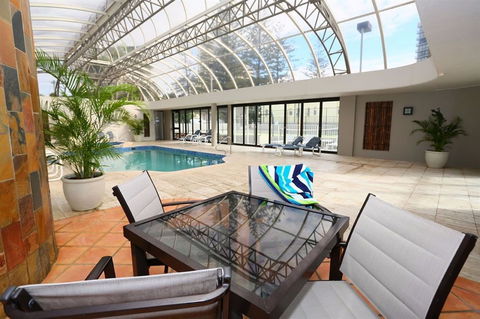 The Regent Apartments - Whitsundays Accommodation 3