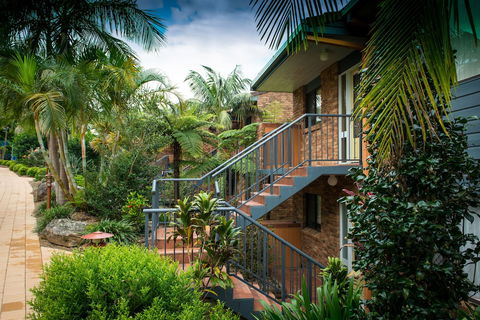 Boambee Bay Resort - Whitsundays Accommodation 0