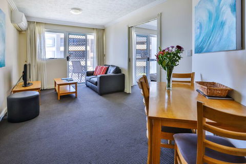 Regency On The Beach - Whitsundays Accommodation 7