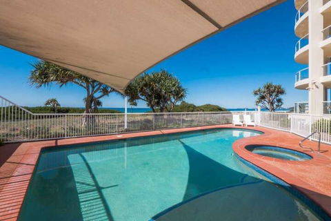 Regency On The Beach - Whitsundays Accommodation 5