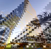 Artique Surfers Paradise - Whitsundays Accommodation