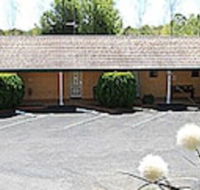 Hilltops Retreat Motor Inn - Whitsundays Accommodation