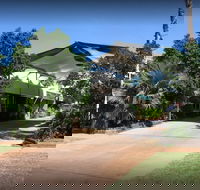 Bluestone Motor Inn - Whitsundays Accommodation