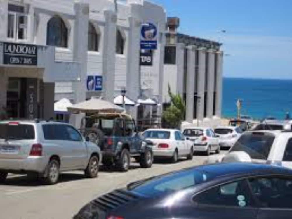 Cottesloe WA Whitsundays Accommodation