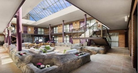 Garden Lodge Sydney - Whitsundays Accommodation 0