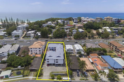 Sunshine Beach Resort - Whitsundays Accommodation 1