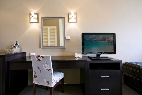 Best Western Sanctuary Inn - Whitsundays Accommodation 6