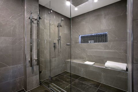Best Western Sanctuary Inn - Whitsundays Accommodation 5