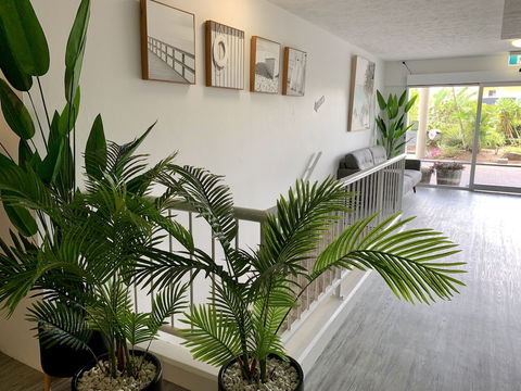 Outrigger Burleigh - Whitsundays Accommodation 1