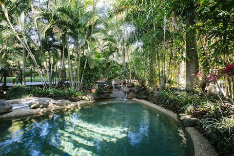 City Oasis Inn - Whitsundays Accommodation 2