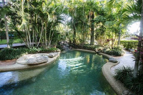 City Oasis Inn - Whitsundays Accommodation 1