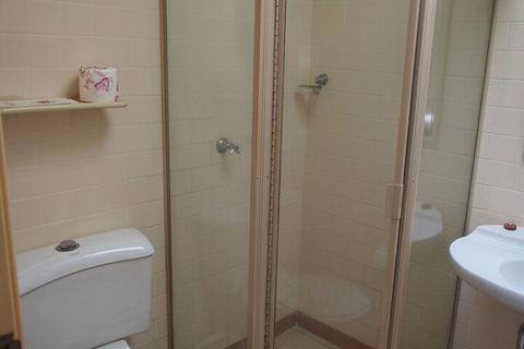 McLaren Hotel - Whitsundays Accommodation 5