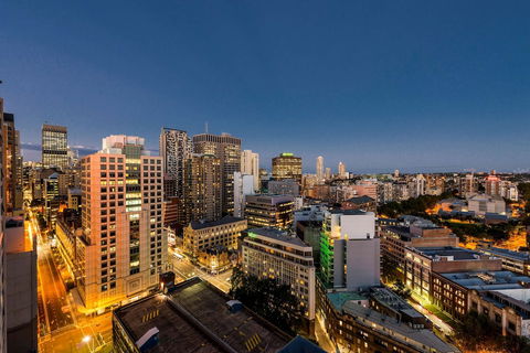 Oaks Sydney Castlereagh Suites - Whitsundays Accommodation 2