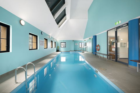 Sydney Hotel Harbour Suite - Whitsundays Accommodation 2