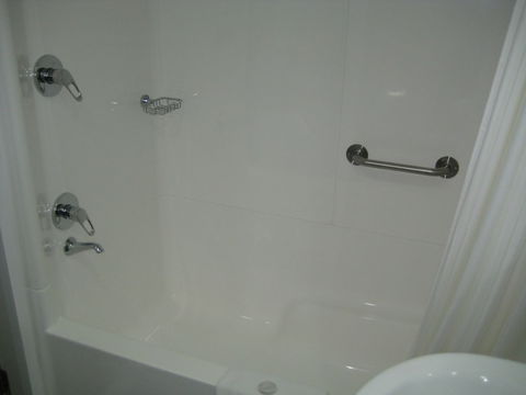 Devere Hotel - Whitsundays Accommodation 3