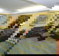 Devere Hotel - Whitsundays Accommodation