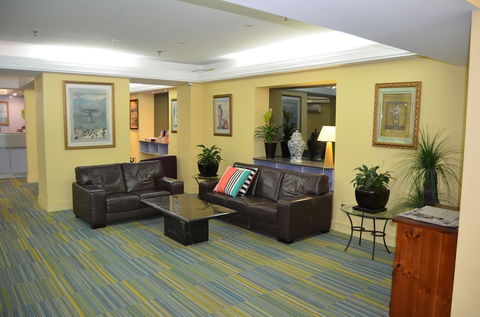Devere Hotel - Whitsundays Accommodation 0
