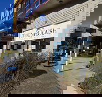 Burnie Central Townhouse Hotel - Whitsundays Accommodation