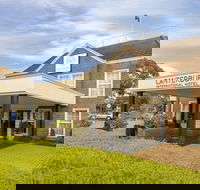 Canterbury International Hotel - Whitsundays Accommodation