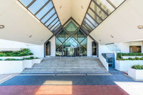 Rendezvous Hotel Perth Scarborough - Whitsundays Accommodation 0