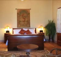 Classique Bed  Breakfast - Whitsundays Accommodation