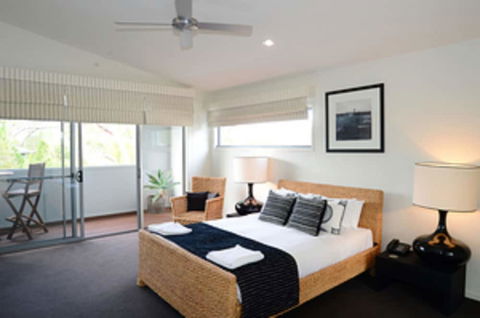 Beach Road Holiday Homes - Whitsundays Accommodation 4