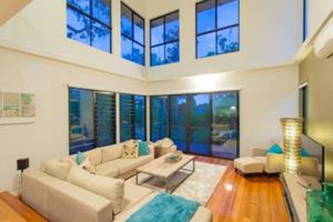 Beach Road Holiday Homes - Whitsundays Accommodation 5