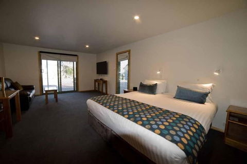 Risby Cove - Whitsundays Accommodation 6