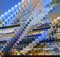 Fraser Suites Sydney - Whitsundays Accommodation