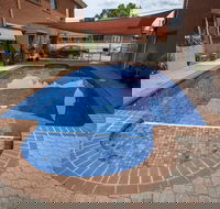 Meramie Motor Inn - Whitsundays Accommodation