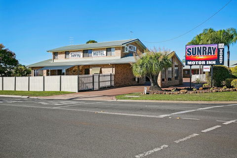 Sunray Motor Inn - Whitsundays Accommodation 3