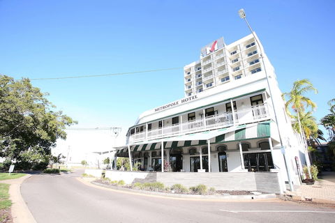Oaks Townsville Metropole Hotel - Whitsundays Accommodation 2