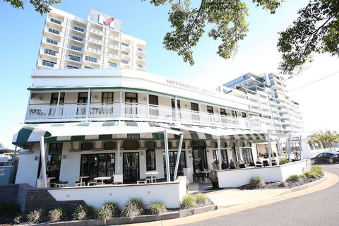Oaks Townsville Metropole Hotel - Whitsundays Accommodation 0