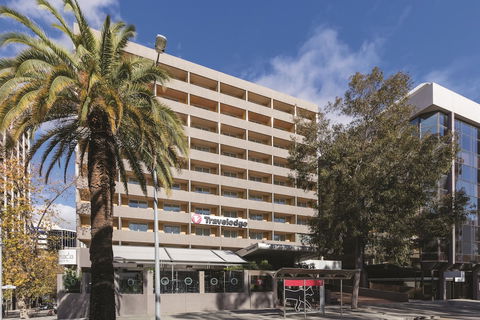 Travelodge Hotel Perth - Whitsundays Accommodation 0