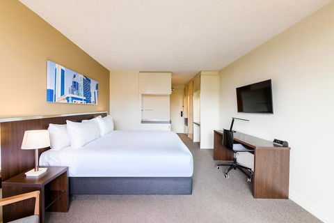 Travelodge Hotel Perth - Whitsundays Accommodation 5