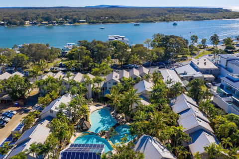 The Islander Noosa Resort - Whitsundays Accommodation 1