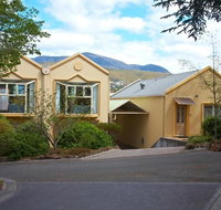 Quest Trinity House - Whitsundays Accommodation