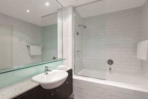 Adina Apartment Hotel Sydney Central - Whitsundays Accommodation 6