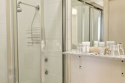 Ashfield Manor - Whitsundays Accommodation 6