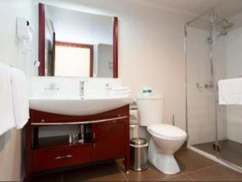 Hampden At Battery Point Apartments - Whitsundays Accommodation 3