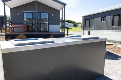 Torquay Foreshore Caravan Park - Whitsundays Accommodation 2