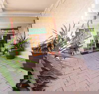 Comfort Hotel Parklands Calliope - Whitsundays Accommodation