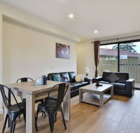 Comfort Inn  Apartments Dandenong - Whitsundays Accommodation