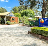 Comfort Inn Coach and Bushmans - Whitsundays Accommodation